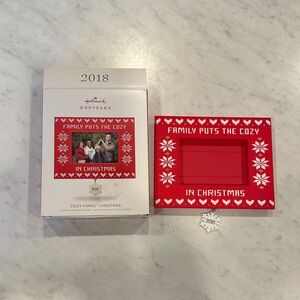 Hallmark Festive Red Christmas Frame 2018